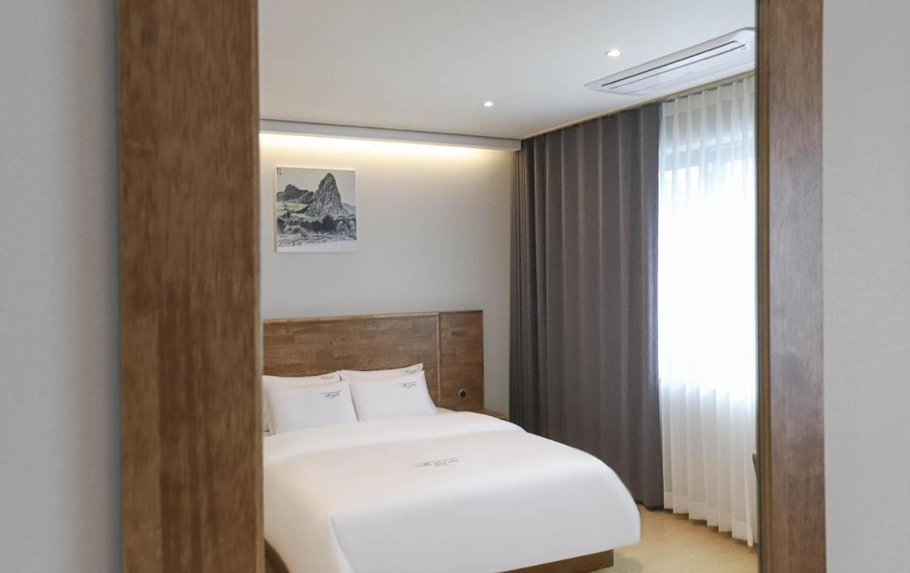 Hotel Grand Bay بوريونغ المظهر الخارجي الصورة